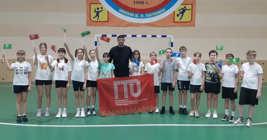 Учащиеся Бобровской спортивной школы сдают нормы ГТО!